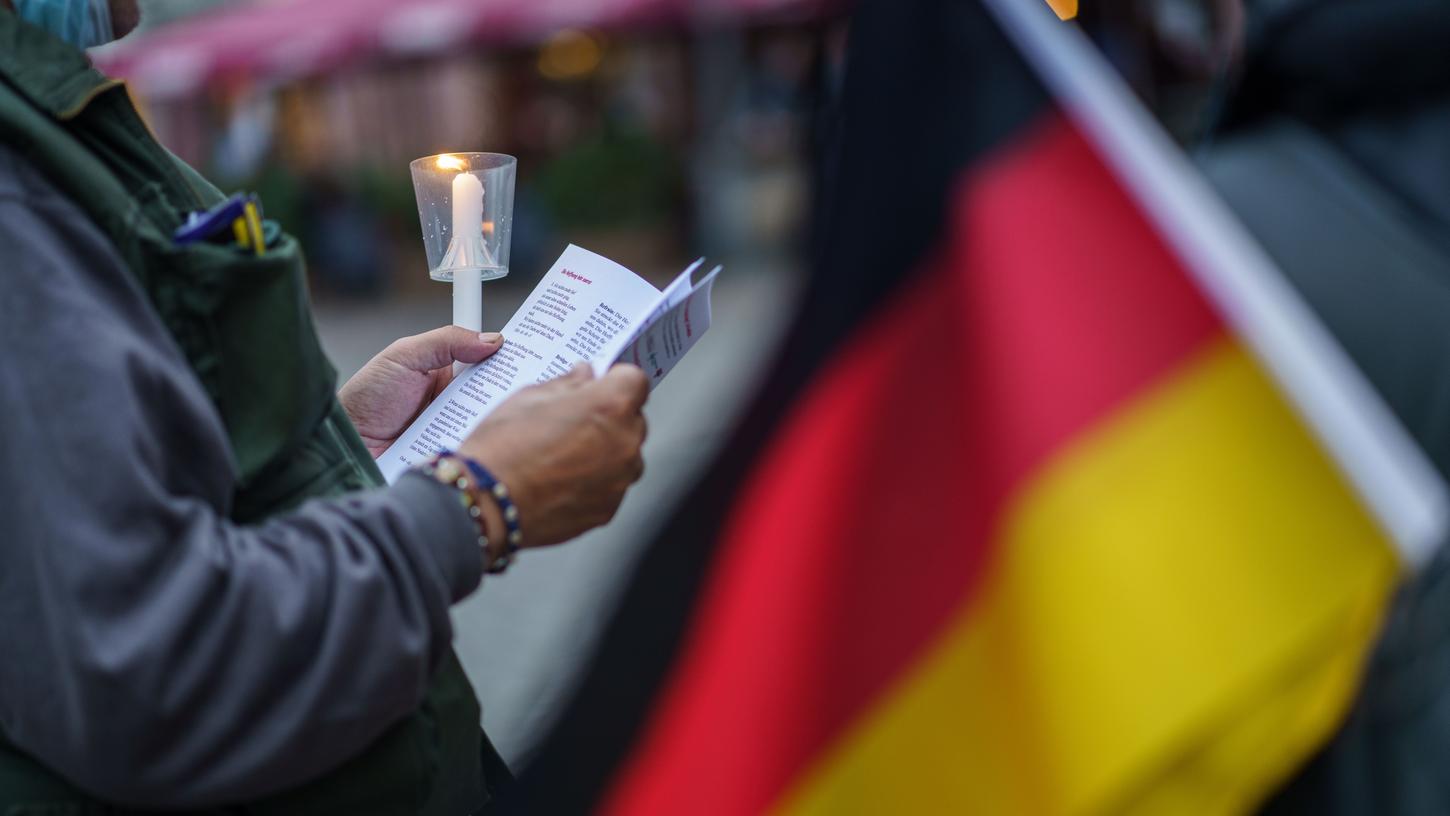 Mit einer ökomenischen Andacht enden am Dienstag die Festivitäten zum Tag der deutschen Einheit. (Symbolbild) Mit einer ökomenischen Andacht enden am Dienstag die Festivitäten zum Tag der deutschen Einheit. (Symbolbild)