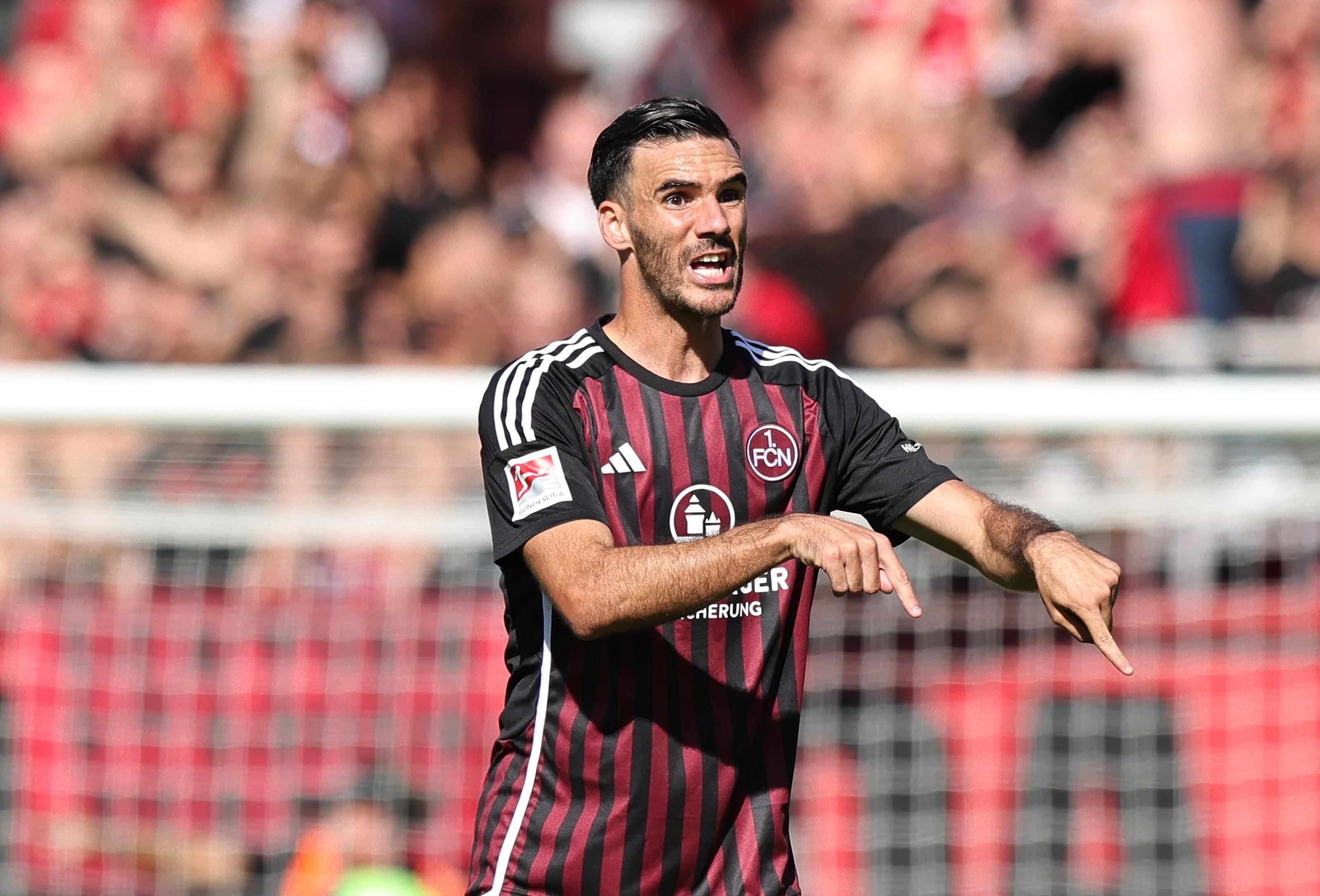 Als Organisator gefordert: Ivan Marquez dirigiert die Nürnberger Abwehr.