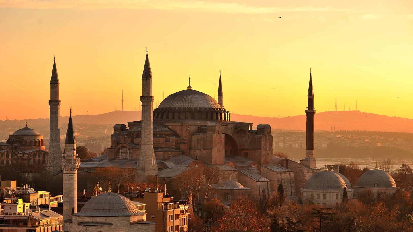Bereits seit 36 Monaten steigen die Preise für Lebensmittel in der Türkei - ein Ende ist trotz Maßnahmen nicht in Sicht (Symbolbild). Bereits seit 36 Monaten steigen die Preise für Lebensmittel in der Türkei - ein Ende ist trotz Maßnahmen nicht in Sicht (Symbolbild).