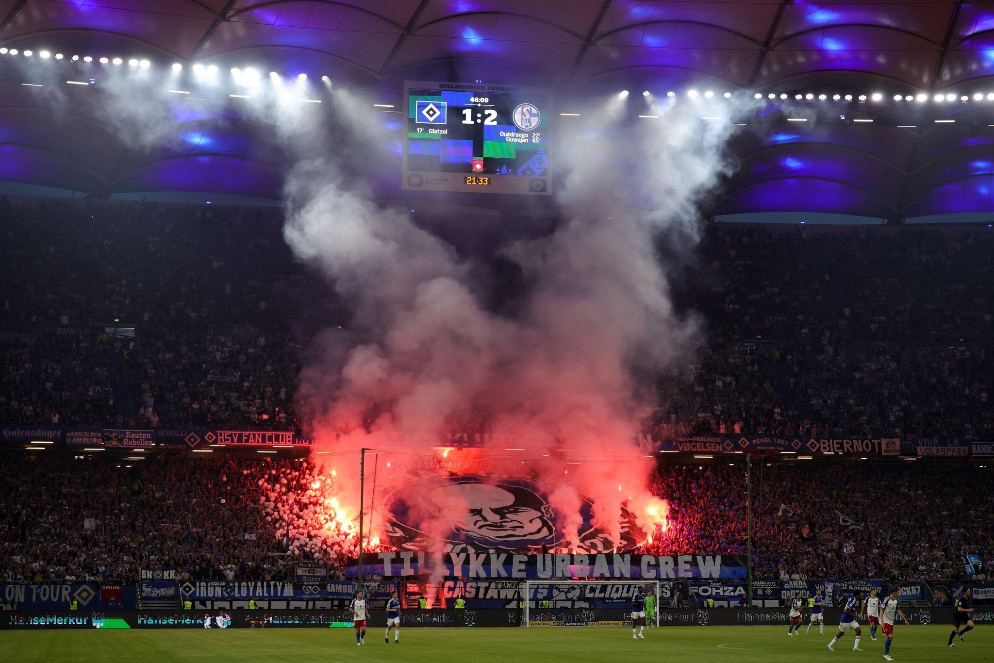 Pyrotechnik Bald Legal? HSV Schlägt Pilotprojekt Vor | Nordbayern