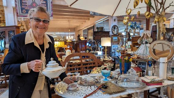 Von wegen "Bares für Rares": Nach mehr als 40 Jahren gibt Antiquitäten-Händlerin aus Baiersdorf auf