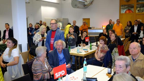 "Wir sind an die Fünf-Prozent-Hürde gerückt": Wie weit soll der Sinkflug der Nürnberger SPD gehen?