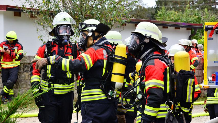 Die Freiwilligen Feuerwehren aus Pleinfeld, Röttenbach-Mühlstetten und Georgensgmünd waren im Einsatz. Die Freiwilligen Feuerwehren aus Pleinfeld, Röttenbach-Mühlstetten und Georgensgmünd waren im Einsatz.