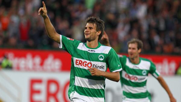 Die meisten Spieler seiner Karriere hat Christopher Nöthe für die SpVgg Greuther Fürth bestritten - insgesamt 97 (34 Tore). Zwischen Juli 2009 und Juni 2013 trug er das Kleeblatt-Trikot. Nach vier Jahren in Fürth ging es für ihn zum FC St. Pauli und dann zu Arminia Bielefeld. Er hat seine Fußballschuhe wegen zahlreichen schweren Verletzungen mittlerweile an den Nagel gehängt.