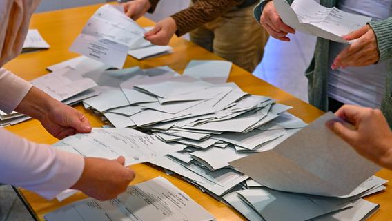 Große Unzufriedenheit mit Ampel und Faeser: Mehrheit der Deutschen will Neuwahlen