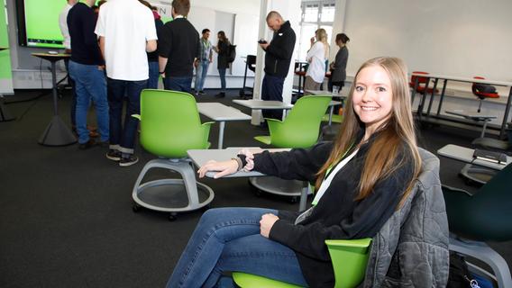 Matrikelnummer 00000001: Nürnbergs neue Universität hat ihre erste Studentin
