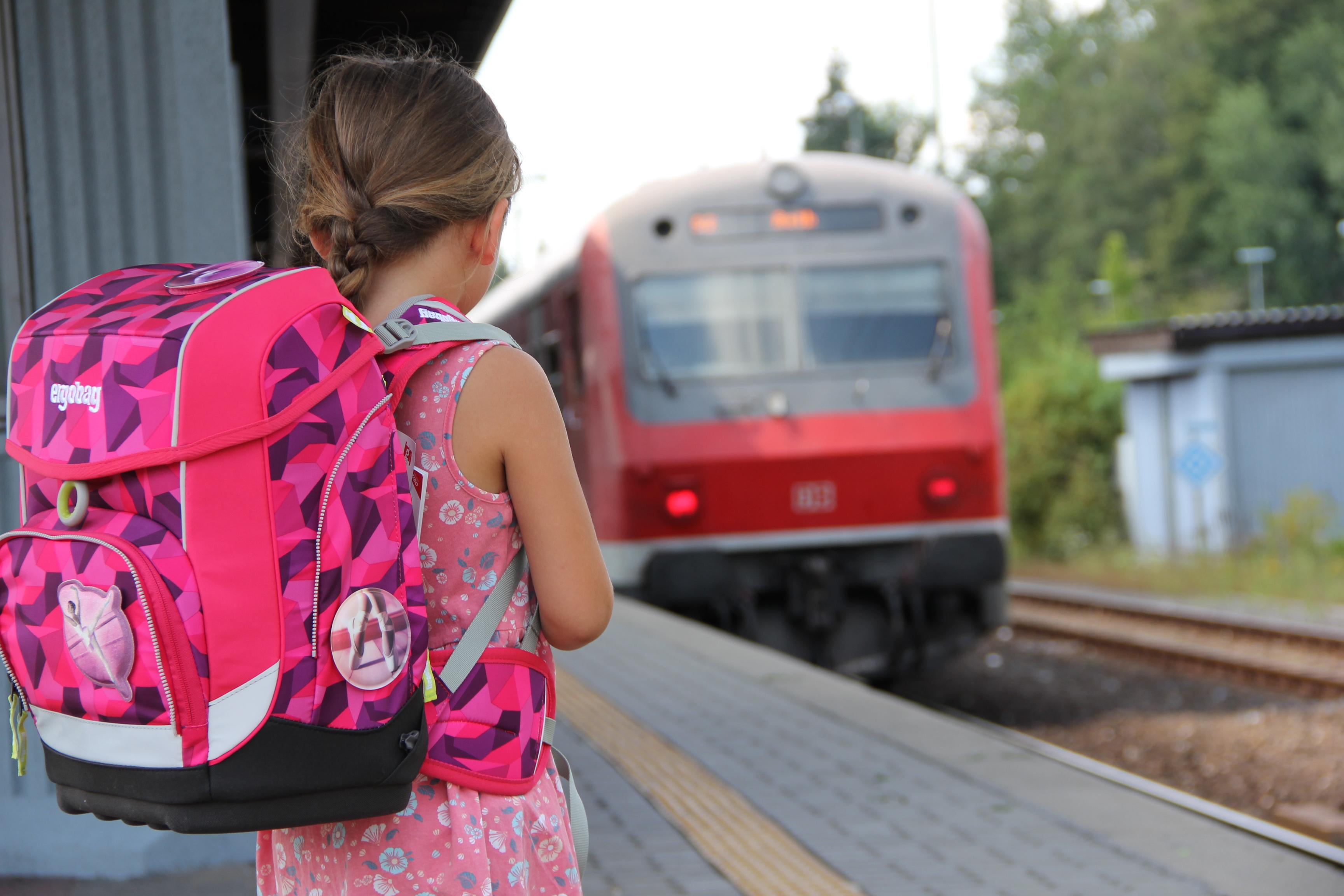 Feucht Schulweg S-Bahn Moosbach (1)