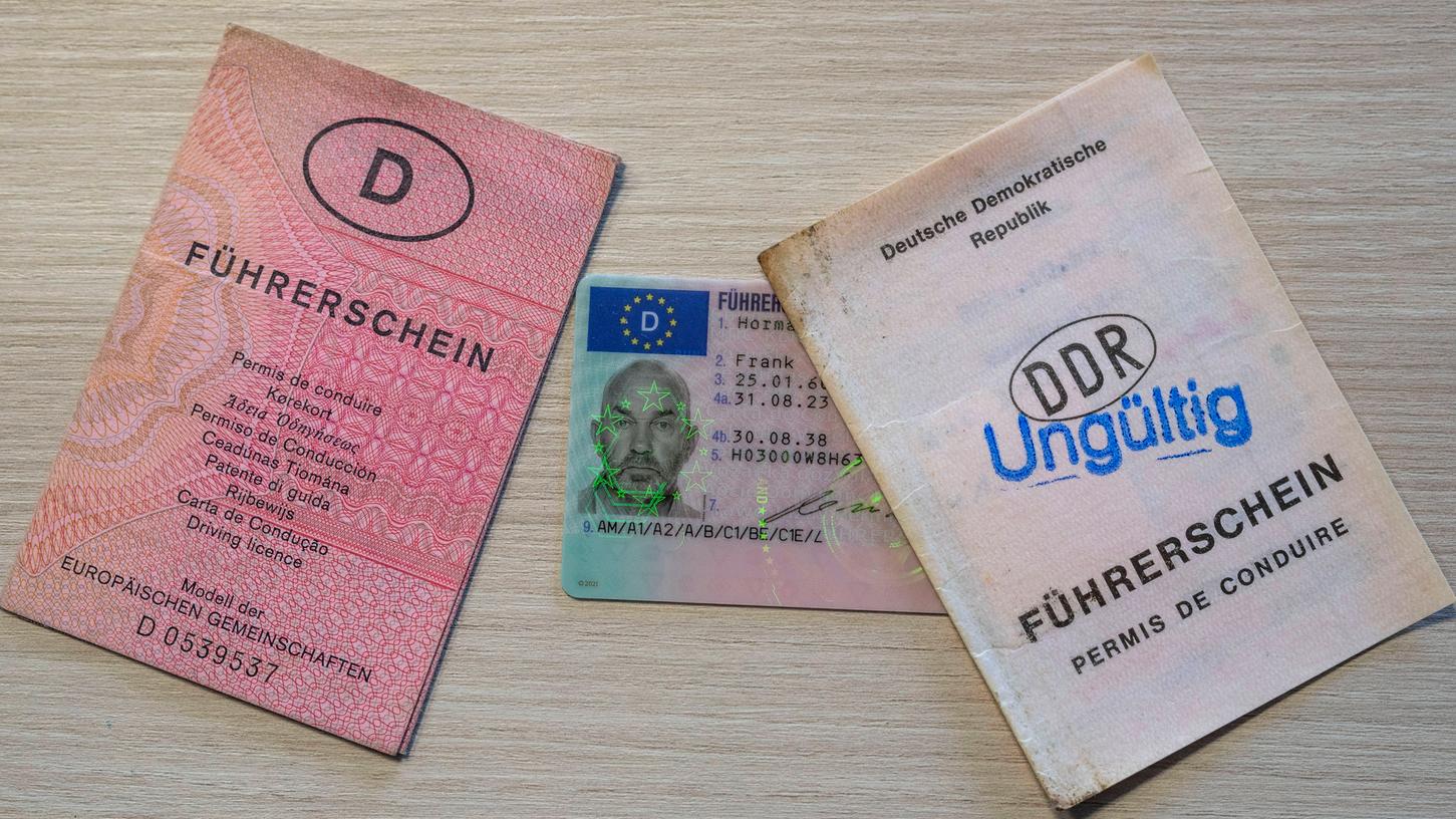 Auch 2024 werden wieder einige Führerscheine ungültig. Ist Ihrer davon betroffen? Auch 2024 werden wieder einige Führerscheine ungültig. Ist Ihrer davon betroffen?