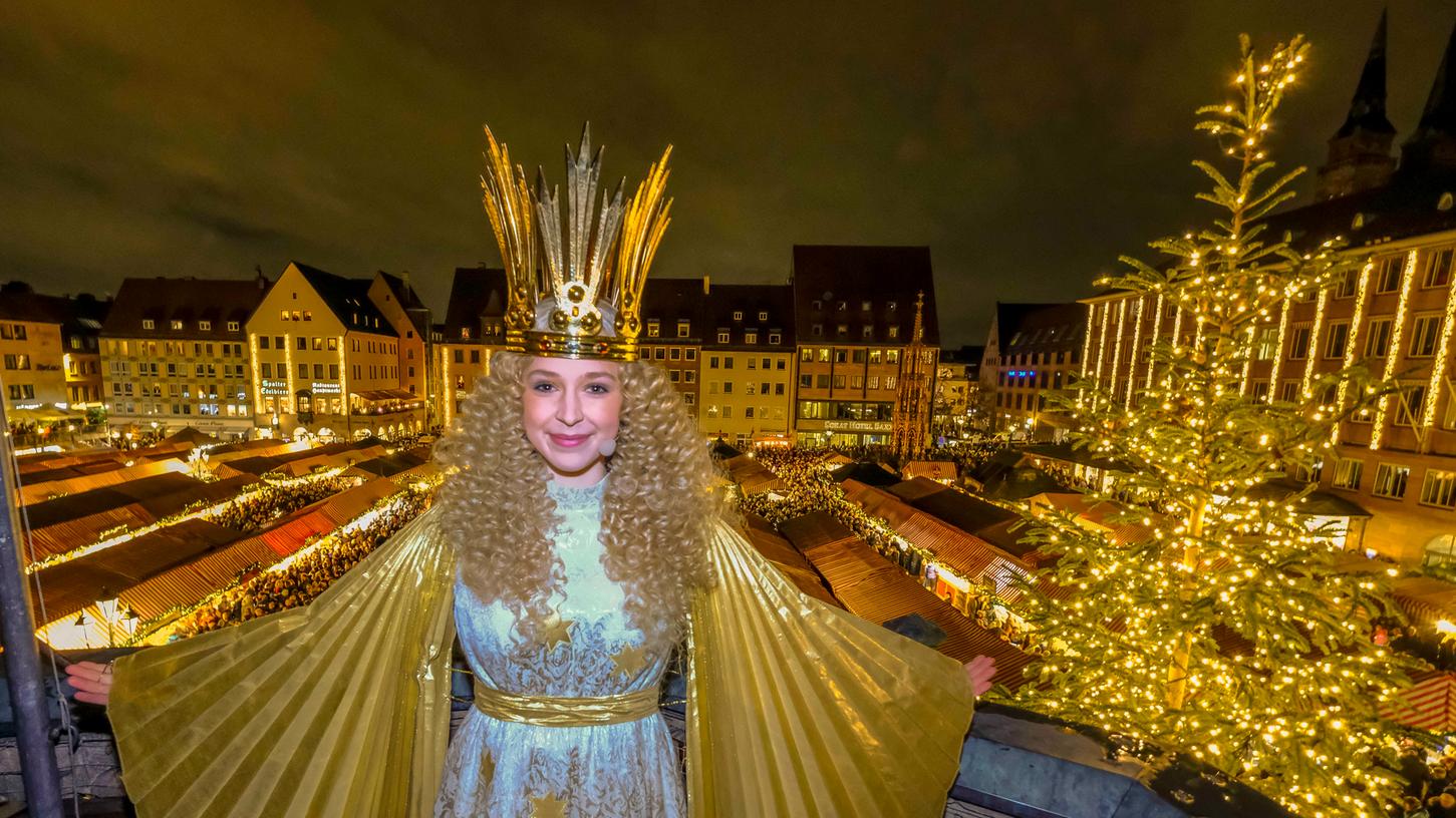 Wer Soll N rnbergs N chstes Christkind Werden 12 Bewerberinnen Im wer-soll-n-rnbergs-n-chstes-christkind-werden-12-bewerberinnen-im