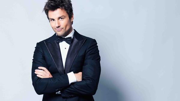 Der Berliner Entertainer Lars Redlich bespielt am Samstag die Kulturfabrik Roth. Mit seinem Programm "Lars but not least" serviert der Musical-Darsteller dem Publikum einen herrlichen Mix aus Comedy und Musik-Kabarett. Beginn: 20 Uhr.