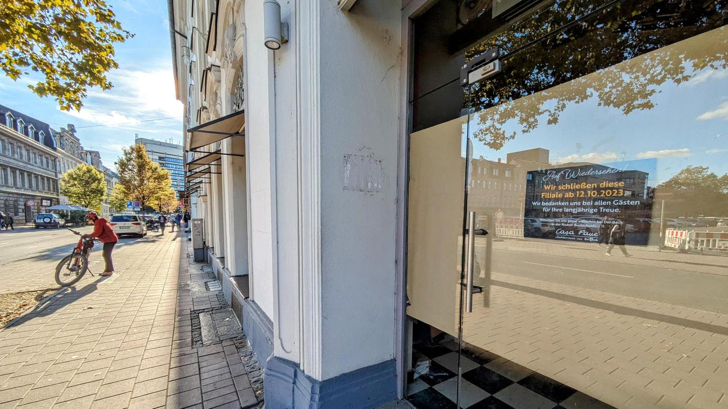 Casa Pane, Ecke Friedrichstraße/Rudolf-Breitscheid-Straße, Neue Mitte, Fürth, seit 12. Oktober geschlossen. Casa Pane, Ecke Friedrichstraße/Rudolf-Breitscheid-Straße, Neue Mitte, Fürth, seit 12. Oktober geschlossen.