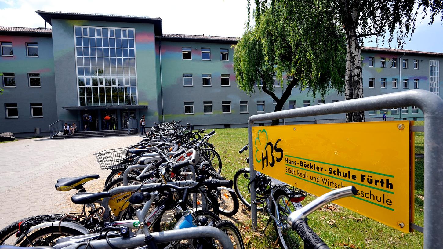 Die CSU kämpft für zusätzliche Schulplätze an der Hans-Böckler-Schule.