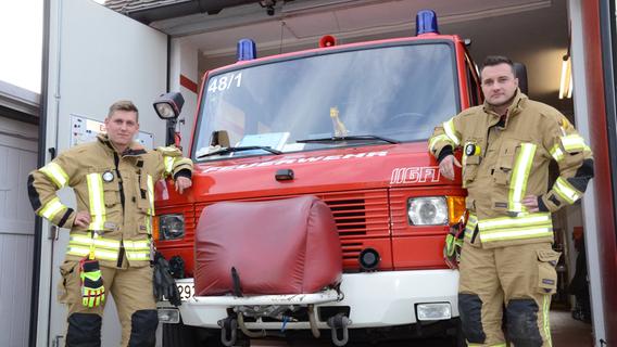 Marodes Gerätehaus, Oldtimer als Einsatzfahrzeug: Wolkersdorfer Feuerwehr setzt Notruf ab