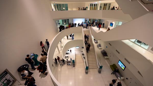 Das Max-Planck-Institut ist auch architektonisch ein Hingucker.