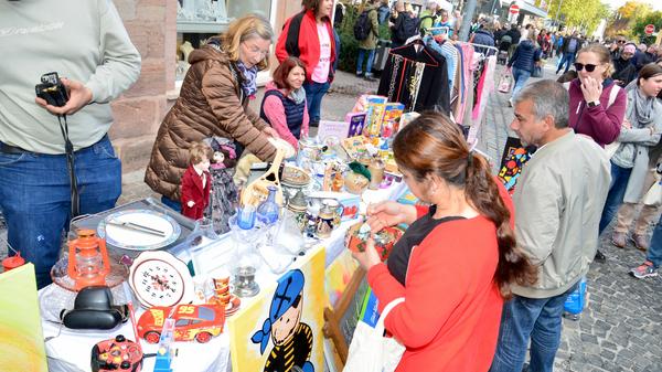 Es dürfte nun wieder einige ausgeräumte Dachböden und Keller mehr geben. Was noch gut brauchbar ist, findet seinen Weg zu "Schwabach trempelt".