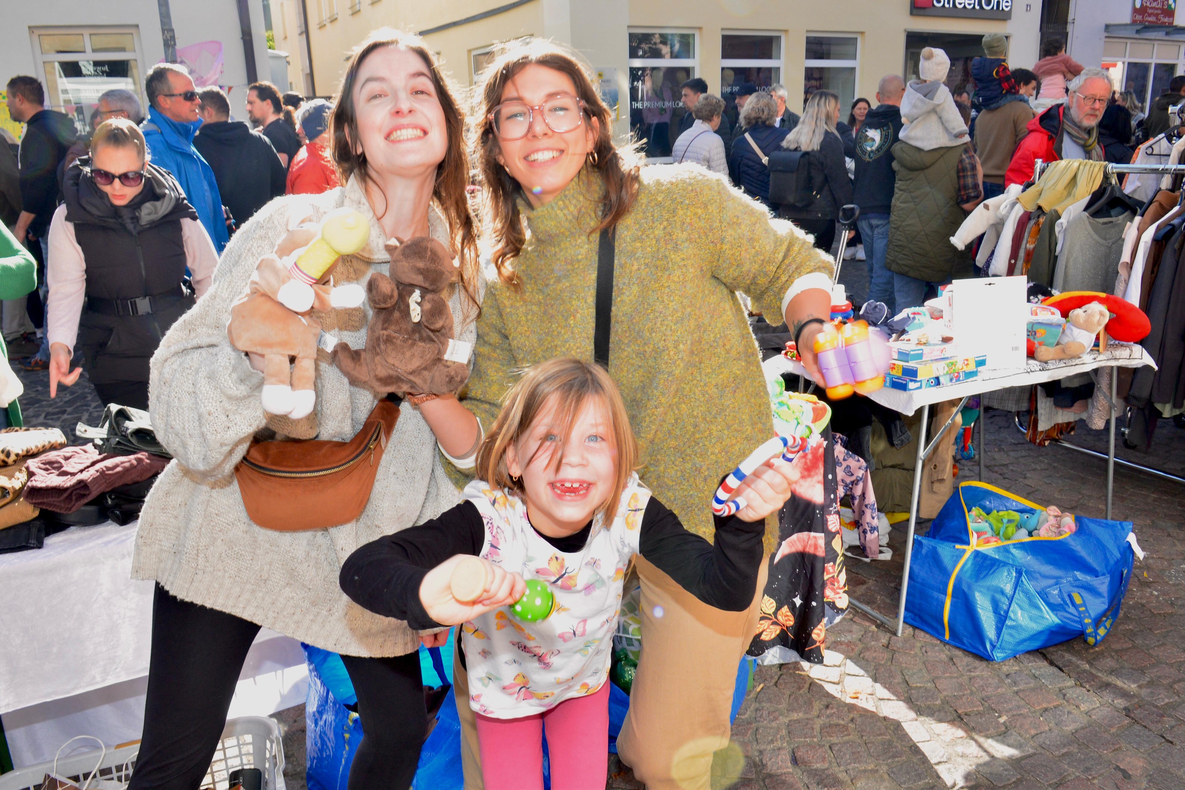 Super Wetter, rekordverdächtige Besuchermassen: Eindrücke von "Schwabach trempelt" 2023.