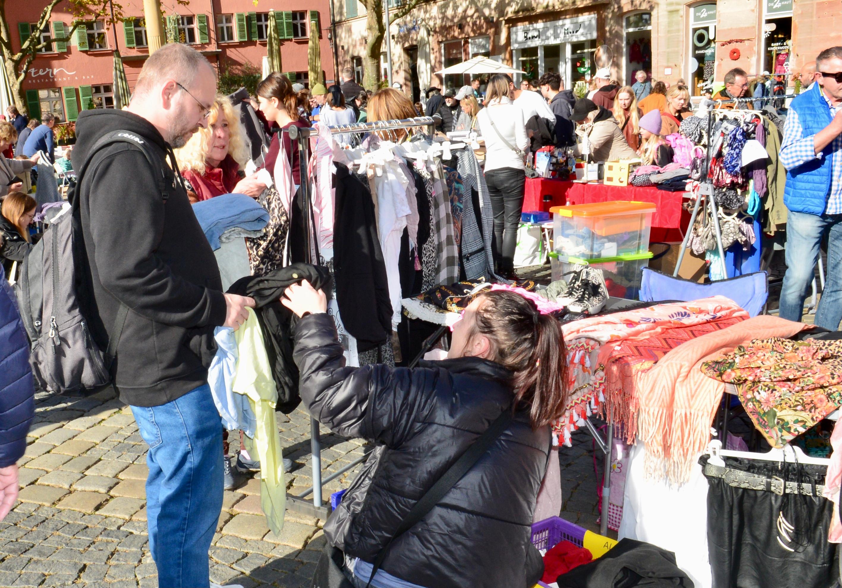 Super Wetter, rekordverdächtige Besuchermassen: Eindrücke von "Schwabach trempelt" 2023.
