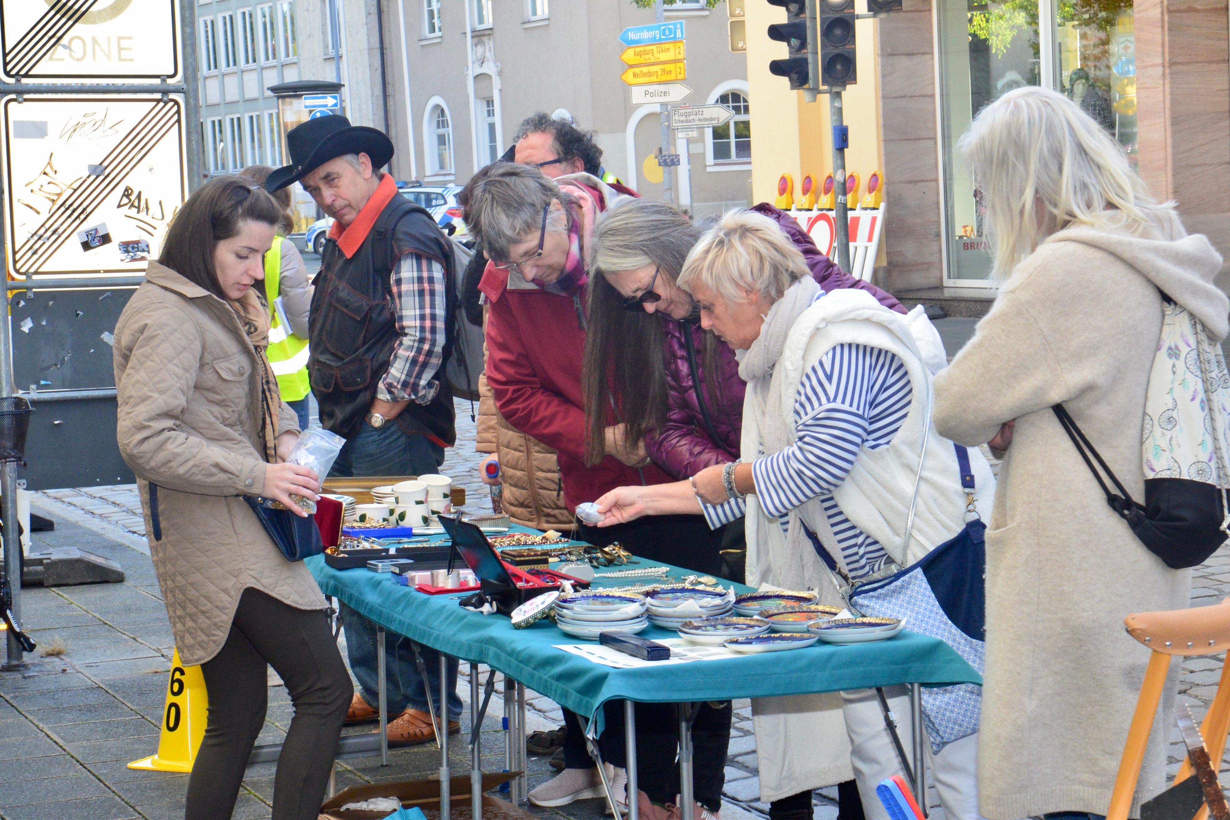 Super Wetter, rekordverdächtige Besuchermassen: Eindrücke von "Schwabach trempelt" 2023.