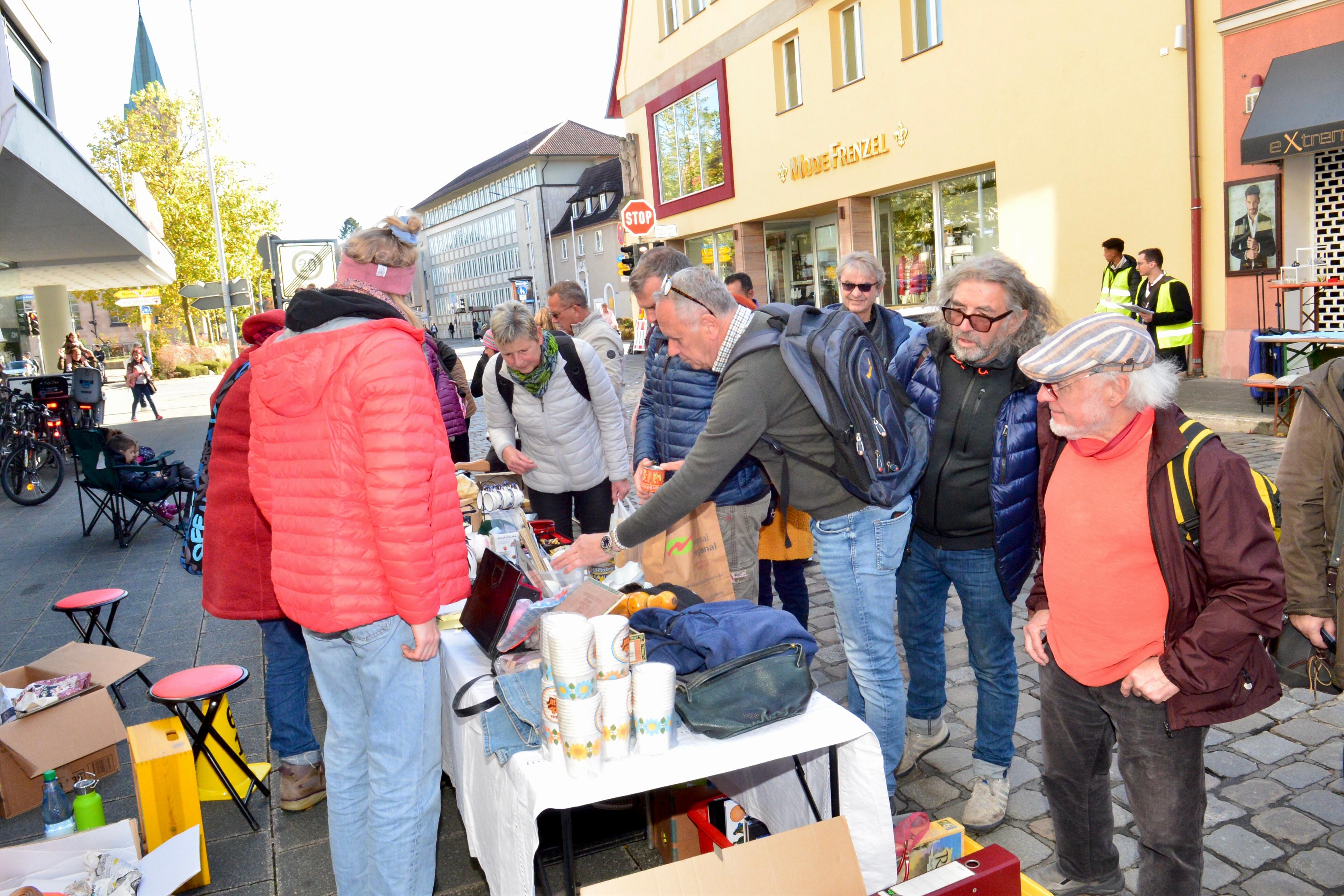 Super Wetter, rekordverdächtige Besuchermassen: Eindrücke von "Schwabach trempelt" 2023.