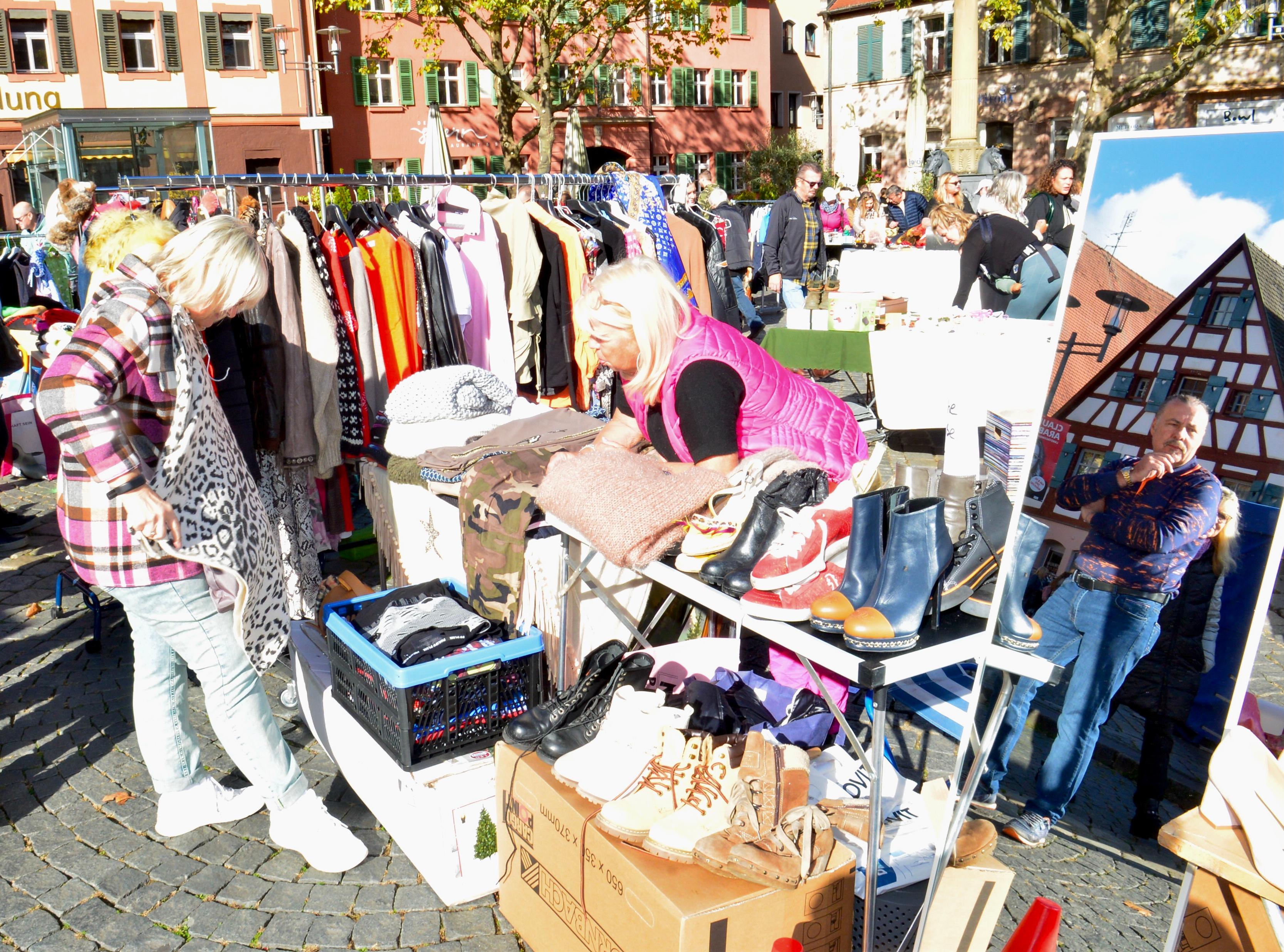 Super Wetter, rekordverdächtige Besuchermassen: Eindrücke von "Schwabach trempelt" 2023.