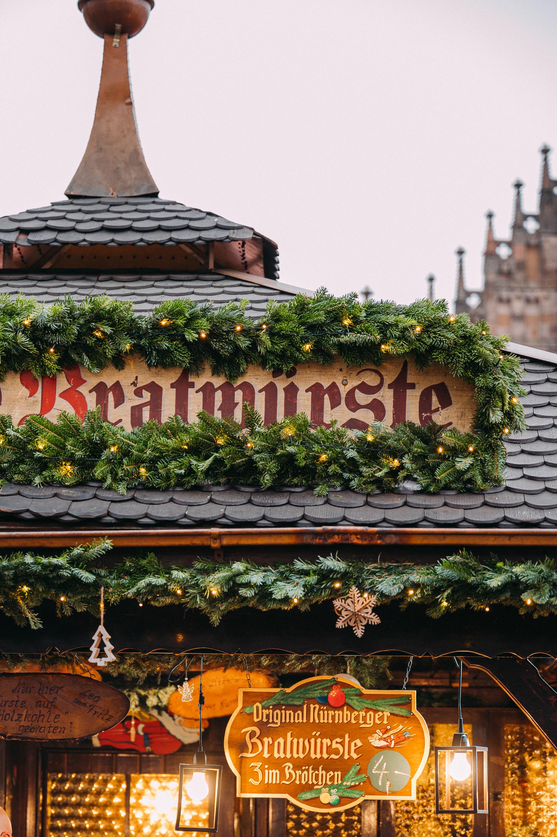 Bratwürste auf Wanderschaft Bratwürste auf Wanderschaft