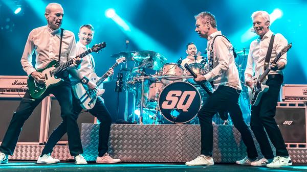 Status Quo_credits; Robert Sutton_.jpg