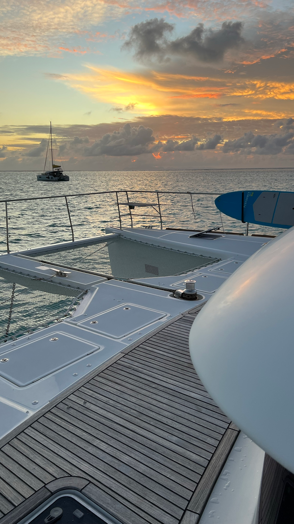 Von Meer aus lassen sich die farbenfrohen Sonnenaufgänge Französisch-Polynesiens besonders gut beobachten. Die spannende Reisereportage zu dieser Bildergalerie lesen Sie hier auf www.nn.de/2.11550/2.11552/1.13664912.