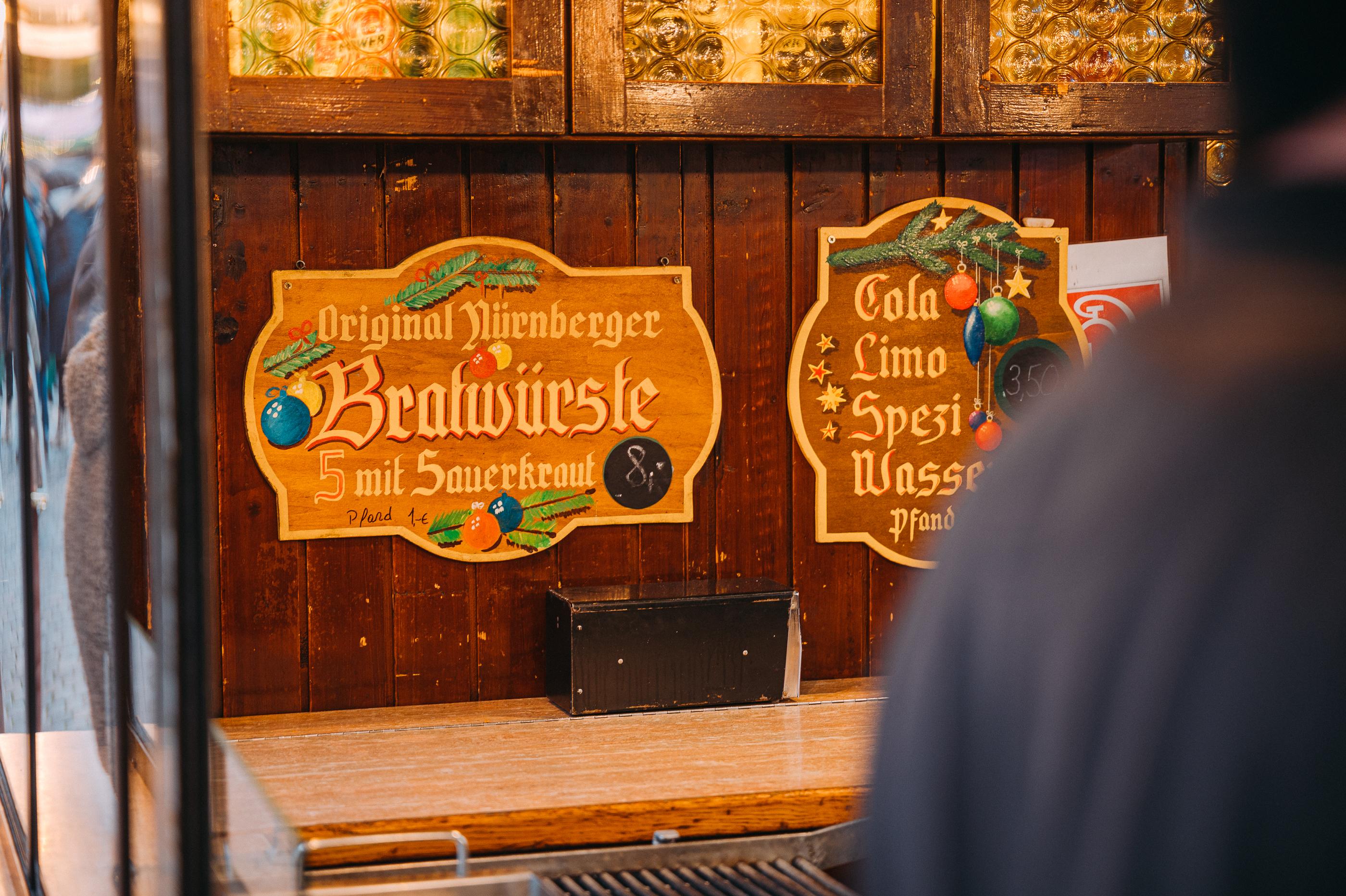 Bratwürste bei Stahlmann / Liebermann