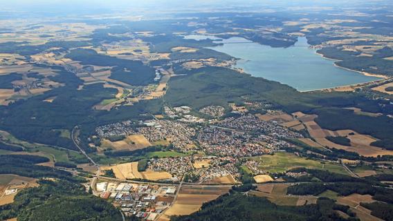 Hochwasser im Fränkischen Seenland: Darum füllt sich der Brombachsee so rasant