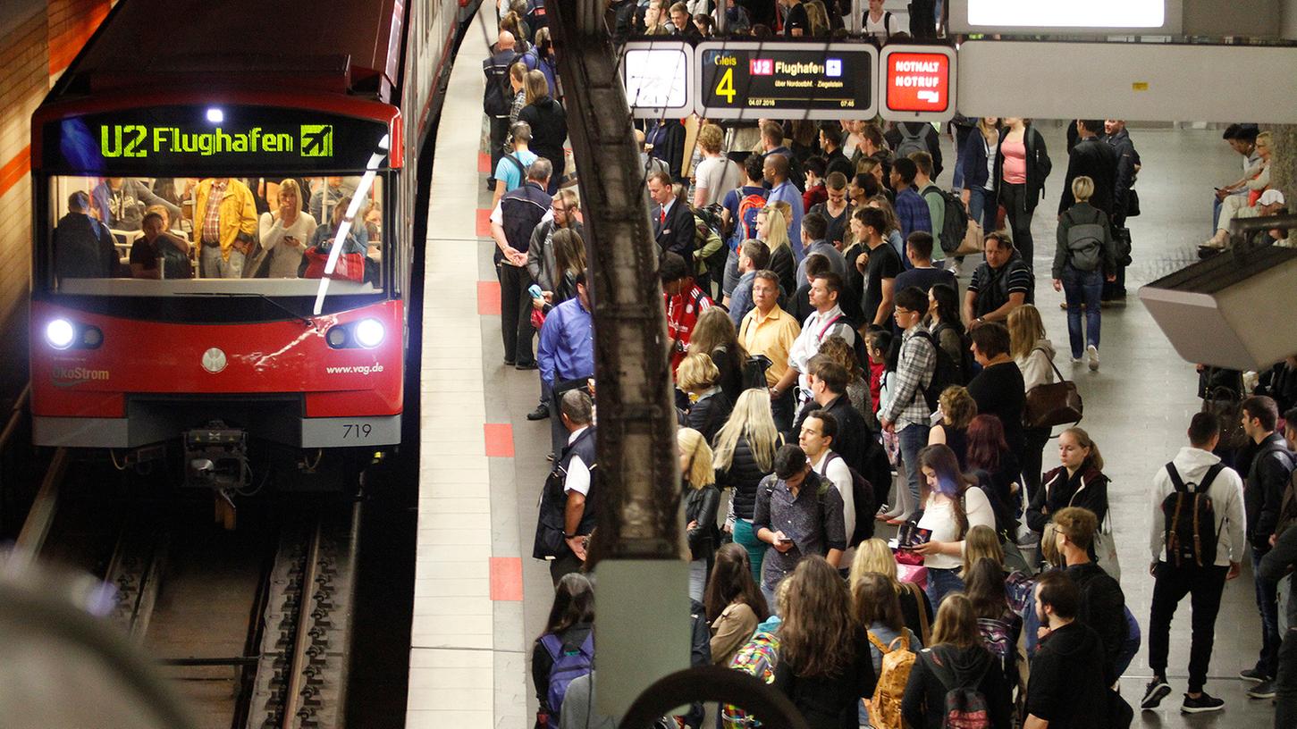 Die VAG blickt auf ein erfolgreiches Jahr zurück. Besonders im Oktober 2023 waren mehr Fahrgäste als je zuvor mit der U-Bahn unterwegs.