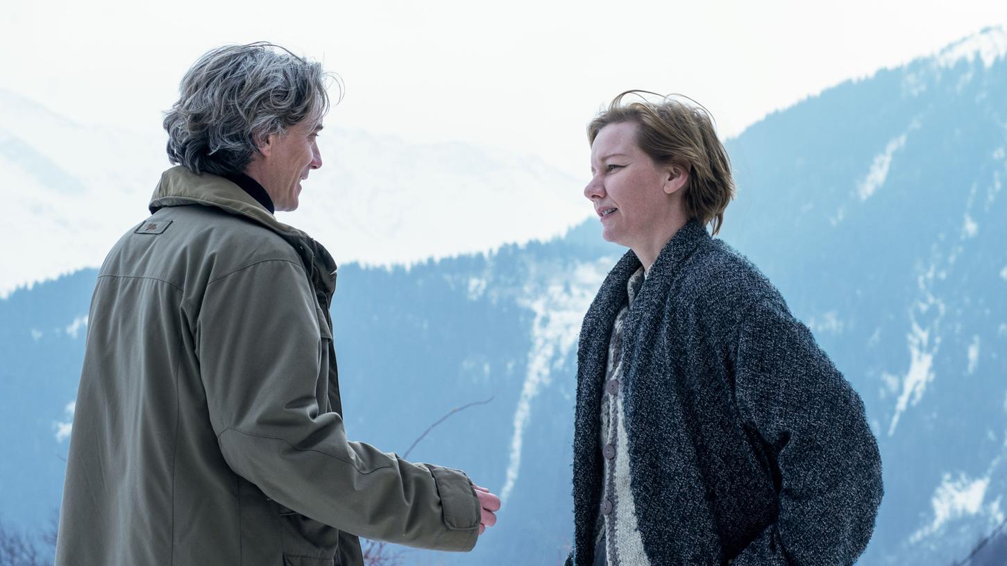 Da lebt er noch: Swann Arlaud (l.) als Vincent und Sandra Hüller als Sandra. Da lebt er noch: Swann Arlaud (l.) als Vincent und Sandra Hüller als Sandra.