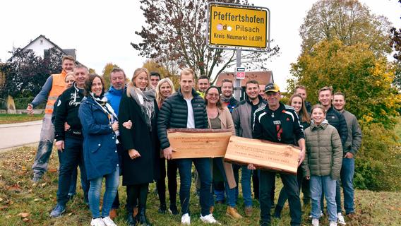 Pfeffertshofen ist "Weltmeisterdorf": Erfolgs-Triathleten Thomas Wittmann wird ein Denkmal gesetzt