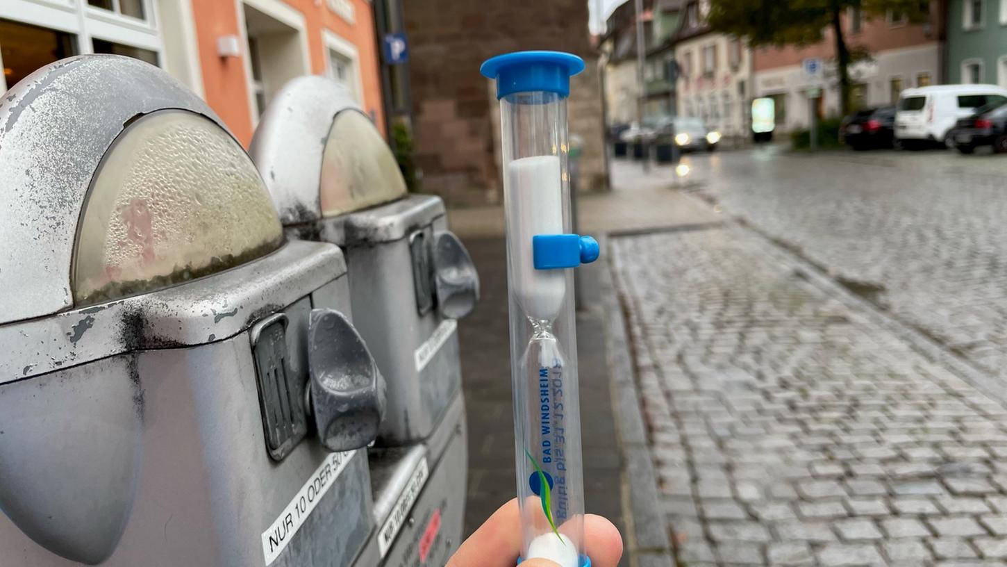 Absolute Besonderheiten: Parksanduhren und Parkuhren gibt es in Bad Windsheim. Absolute Besonderheiten: Parksanduhren und Parkuhren gibt es in Bad Windsheim.