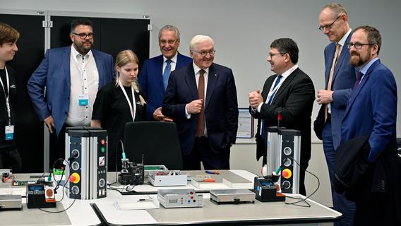 Steinmeier lobt Siemens Healthineers: "Ein Leuchtturm für Innovation in der Medizintechnik"