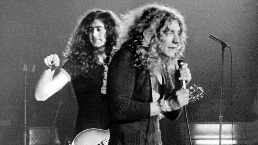 Leadsänger Robert Plant (rechts) und Gitarrist Jimmy Page (1970): Als Led Zeppelin haben sie Musikgeschichte geschrieben, auch mit den Covern ihrer Alben.