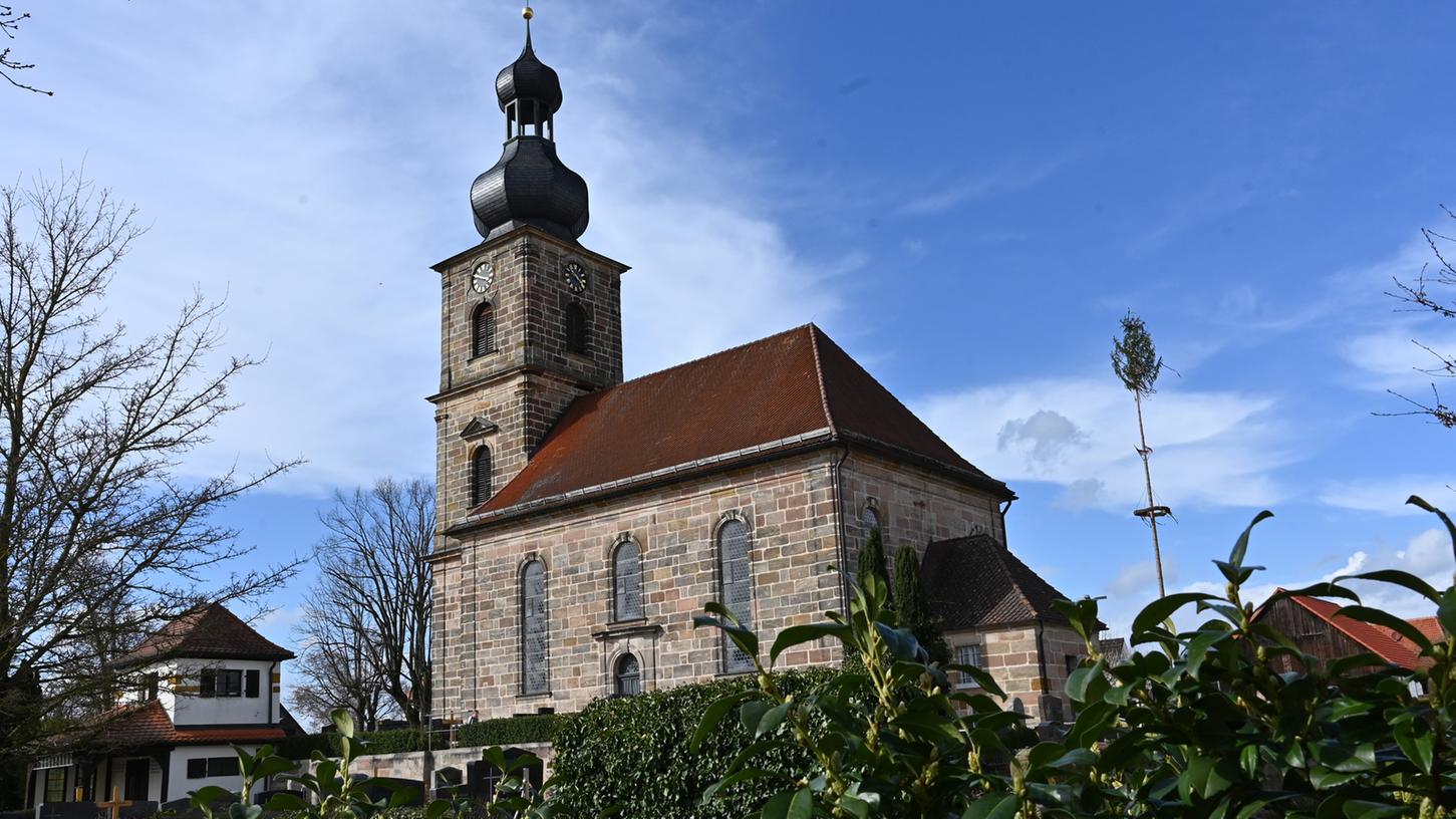In der Matthäuskirche in Uttenreuth finden die meisten Abend-Andachten im Rahmen der diesjährigen FriedensDekade statt.