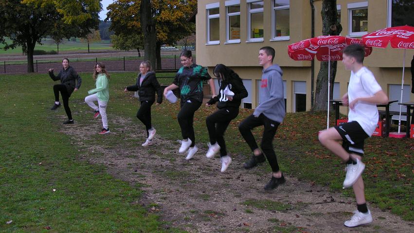 Rennen für die Schule: Spendenlauf in Markt Berolzheim brachte einen stattlichen Erlös