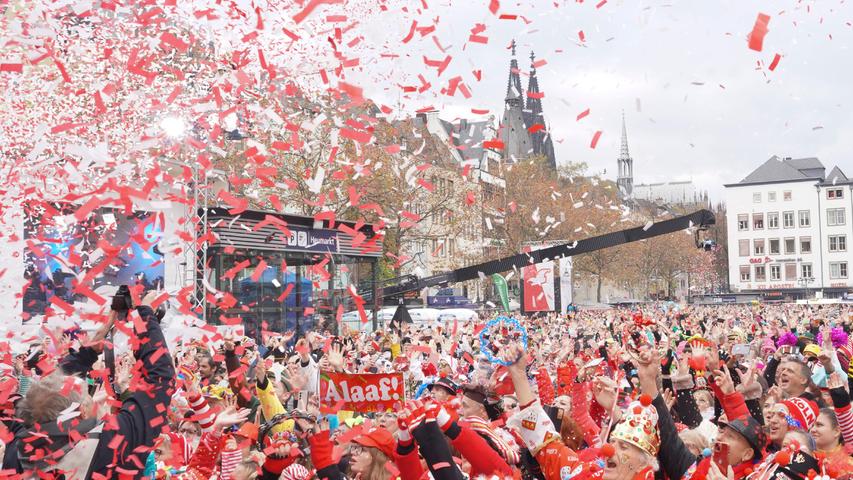 Es ist wieder so weit: Der Karneval geht los. Da der 11.11. dieses Jahr auf einen Samstag fällt, werden in Köln noch mehr Besucher als sonst erwartet.