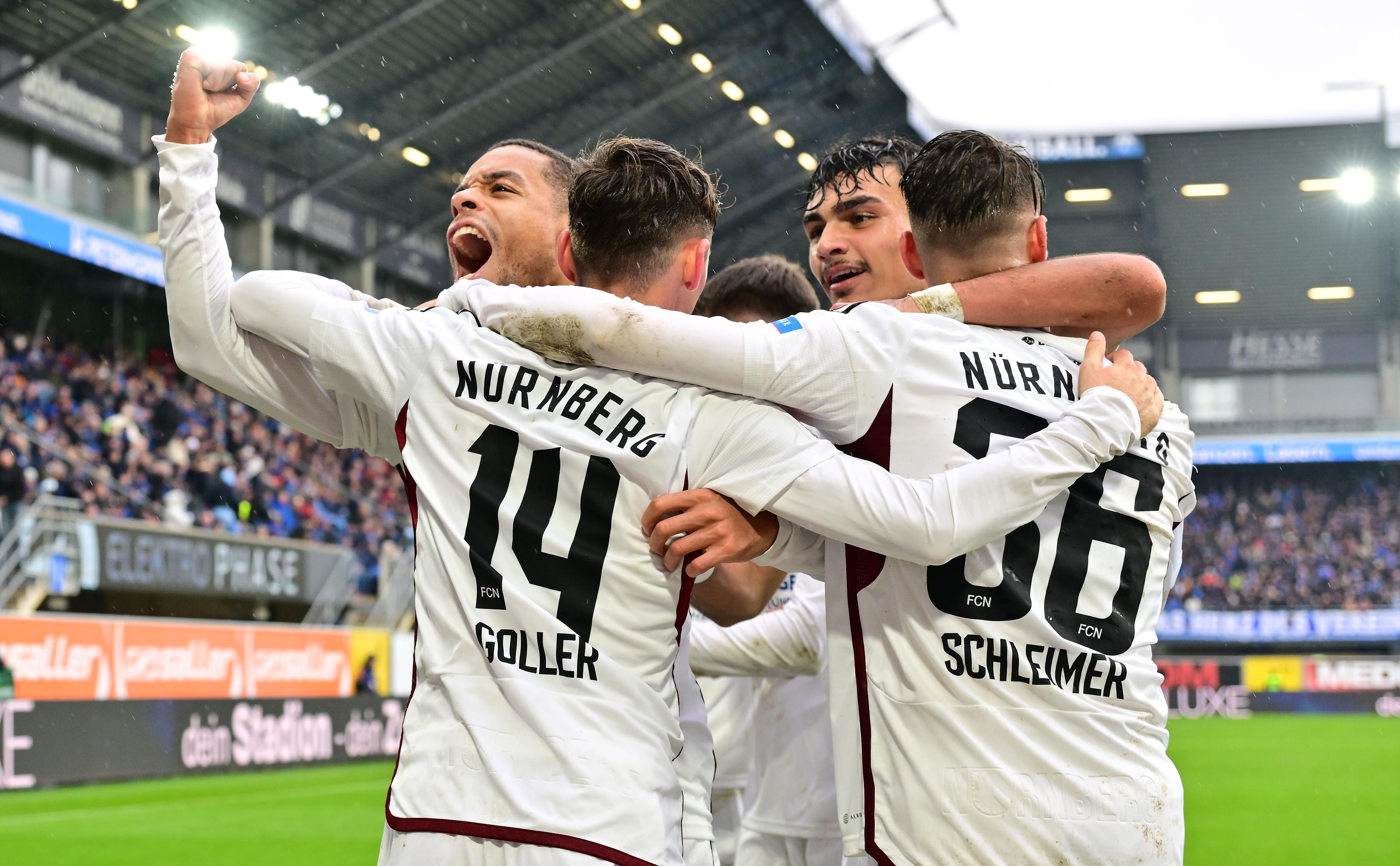 Nach überragender erster Halbzeit: Der Club macht es beim 3:1 in ...