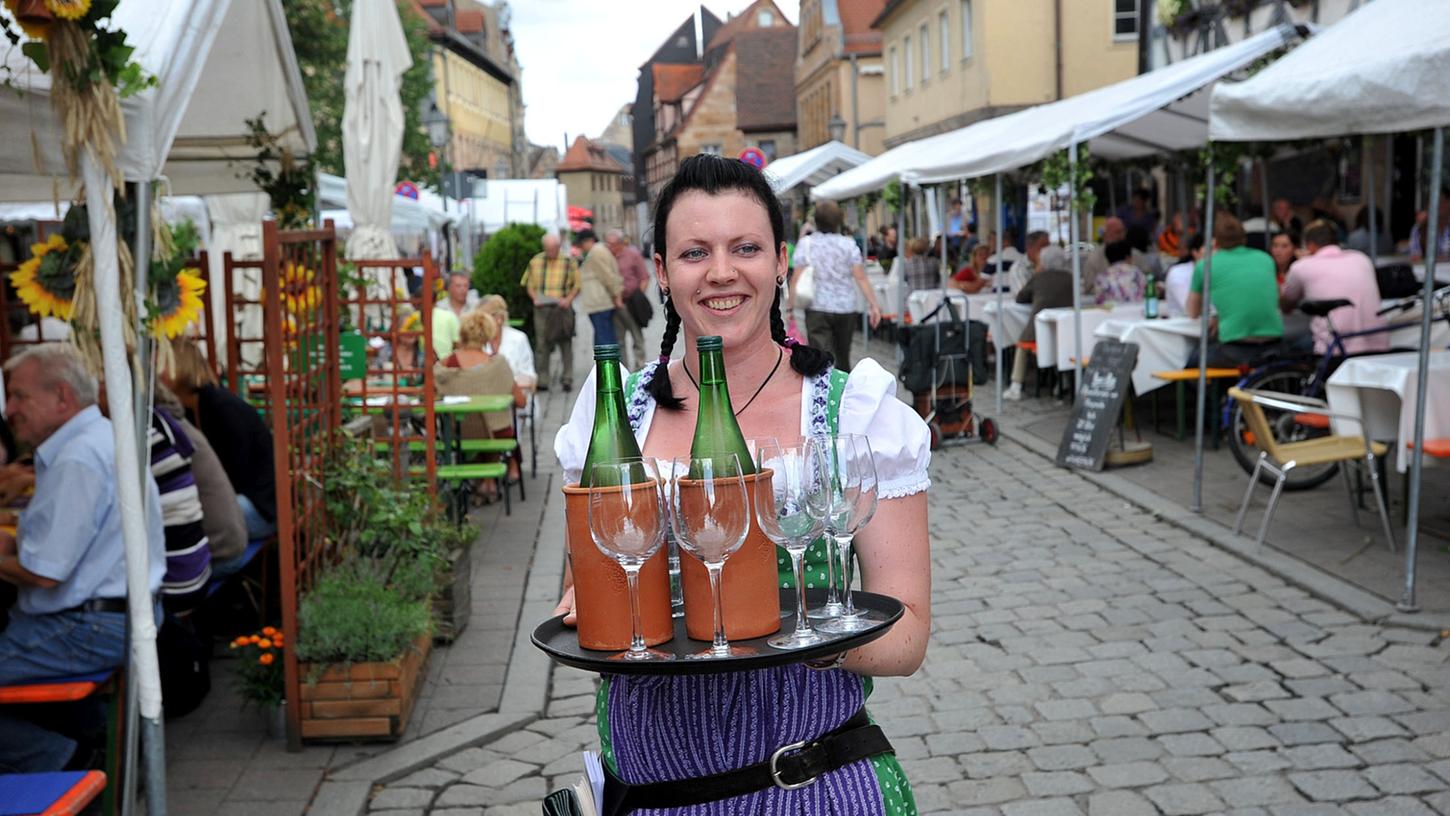 Das Weinfest in der Gustavstraße war in Fürth sehr beliebt. Mit dem Lärmstreit kam das Aus.