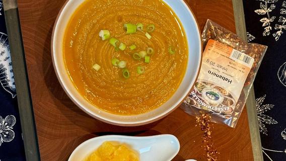 Das wärmt das Herz und den Gaumen: Unser Rezept für Kürbissuppe mit Orange