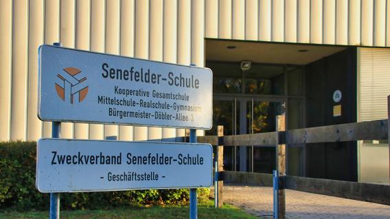 Nach den Weihnachtsferien: Wieder Unterricht im Altbau der Senefelder-Schule in Treuchtlingen