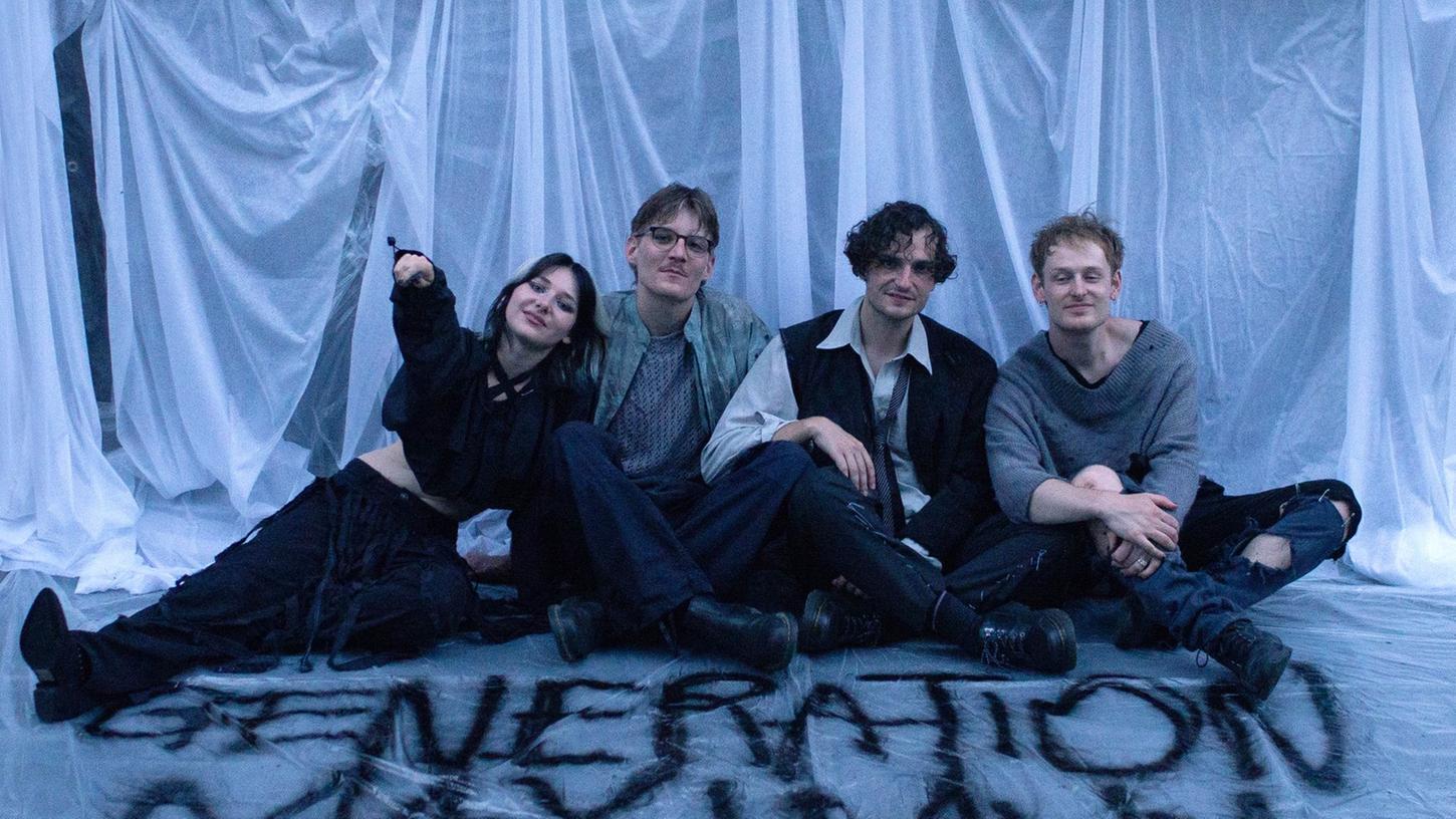Sophie Löw (l-r), Christoph Kuhn, Johannes Blindhofer und Jakob Herber sind Culk. Sophie Löw (l-r), Christoph Kuhn, Johannes Blindhofer und Jakob Herber sind Culk.