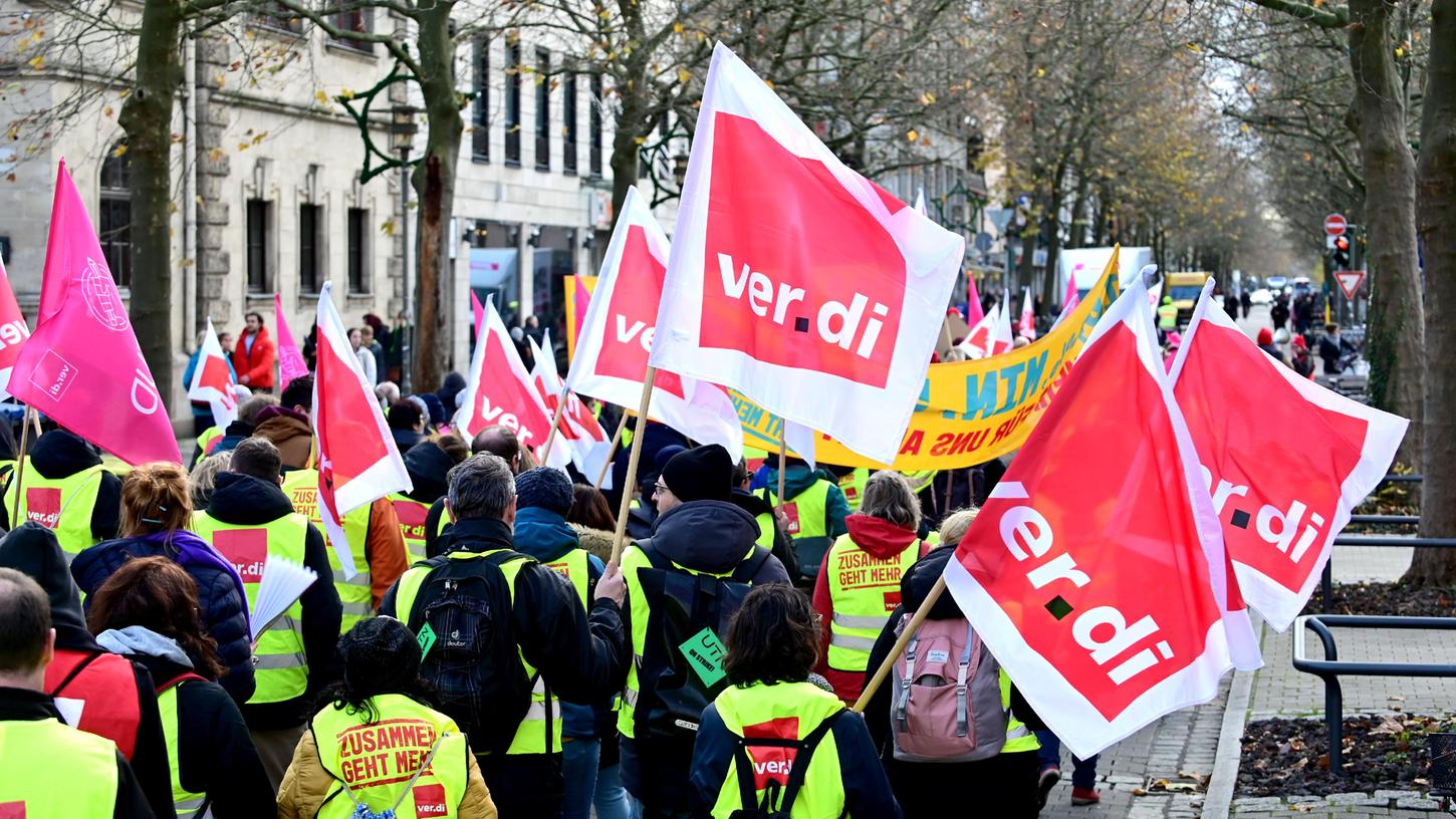 Die Gewerkschaft Verdi hat zu einem zweitägigen Streik im Gesundheitswesen aufgerufen. Am Mittwoch streikten in Erlangen bereits die Beschäftigten der Uni.