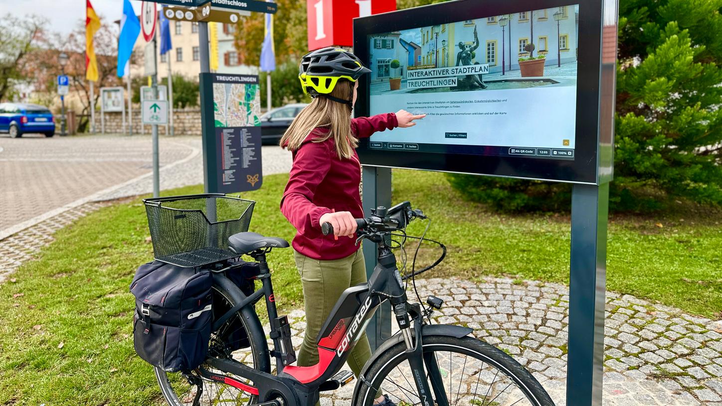 Das neue Infoterminal lässt sich als Touchscreen sehr einfach bedienen. Das neue Infoterminal lässt sich als Touchscreen sehr einfach bedienen.