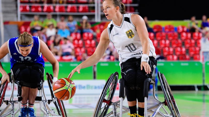 Bei den Paralympics in Peking gewann Gesche Schünemann Silber, acht Jahre später ist ihr das in Rio de Janeiro (Foto) noch einmal gelungen, den größten Erfolg feierte sie dazwischen in London. Bei den Paralympics in Peking gewann Gesche Schünemann Silber, acht Jahre später ist ihr das in Rio de Janeiro (Foto) noch einmal gelungen, den größten Erfolg feierte sie dazwischen in London.