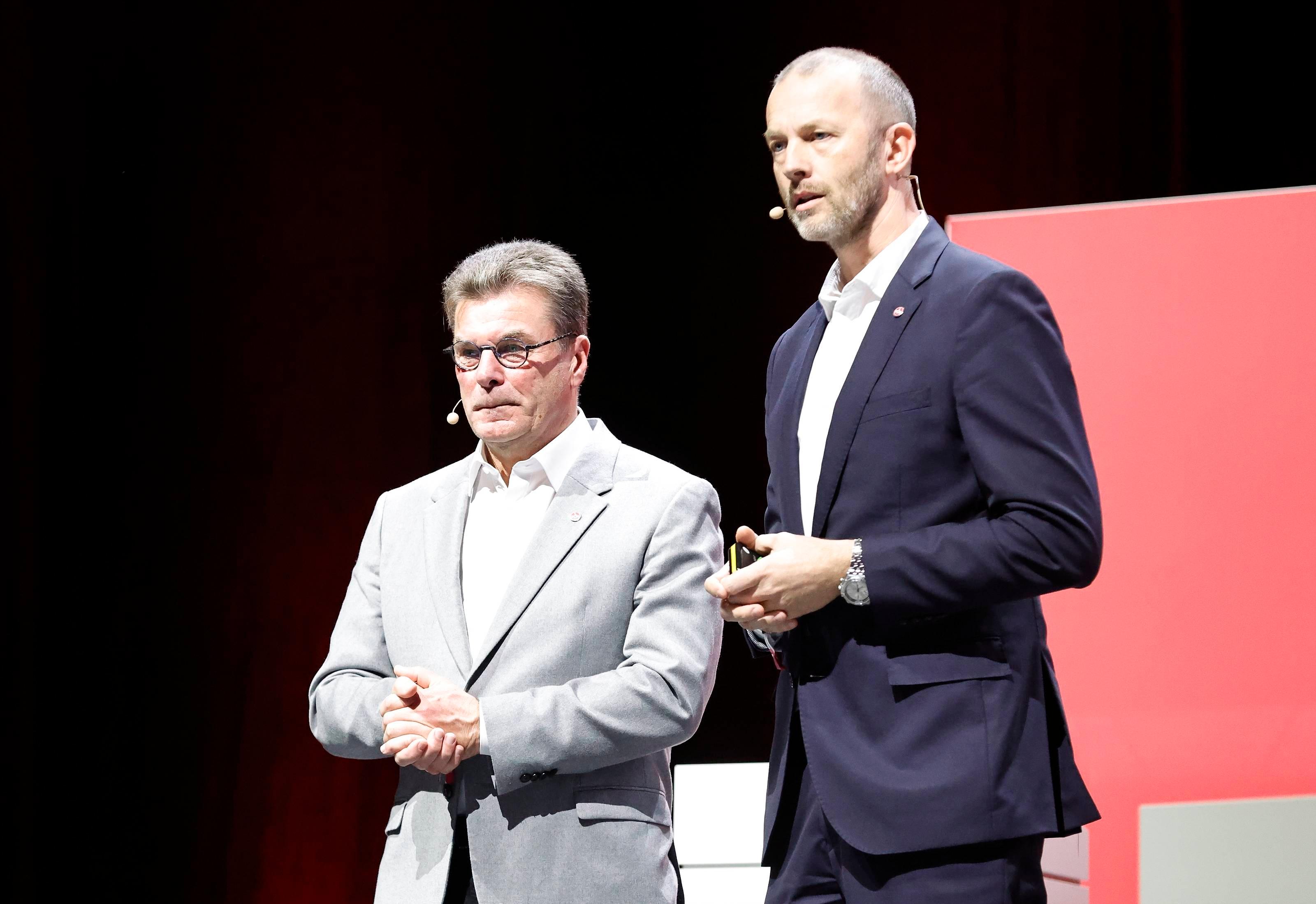 Beide Vorstände wurden von der Versammlung entlastet, nur 23 Gegenstimmen gab es für Hecking und Rossow. 