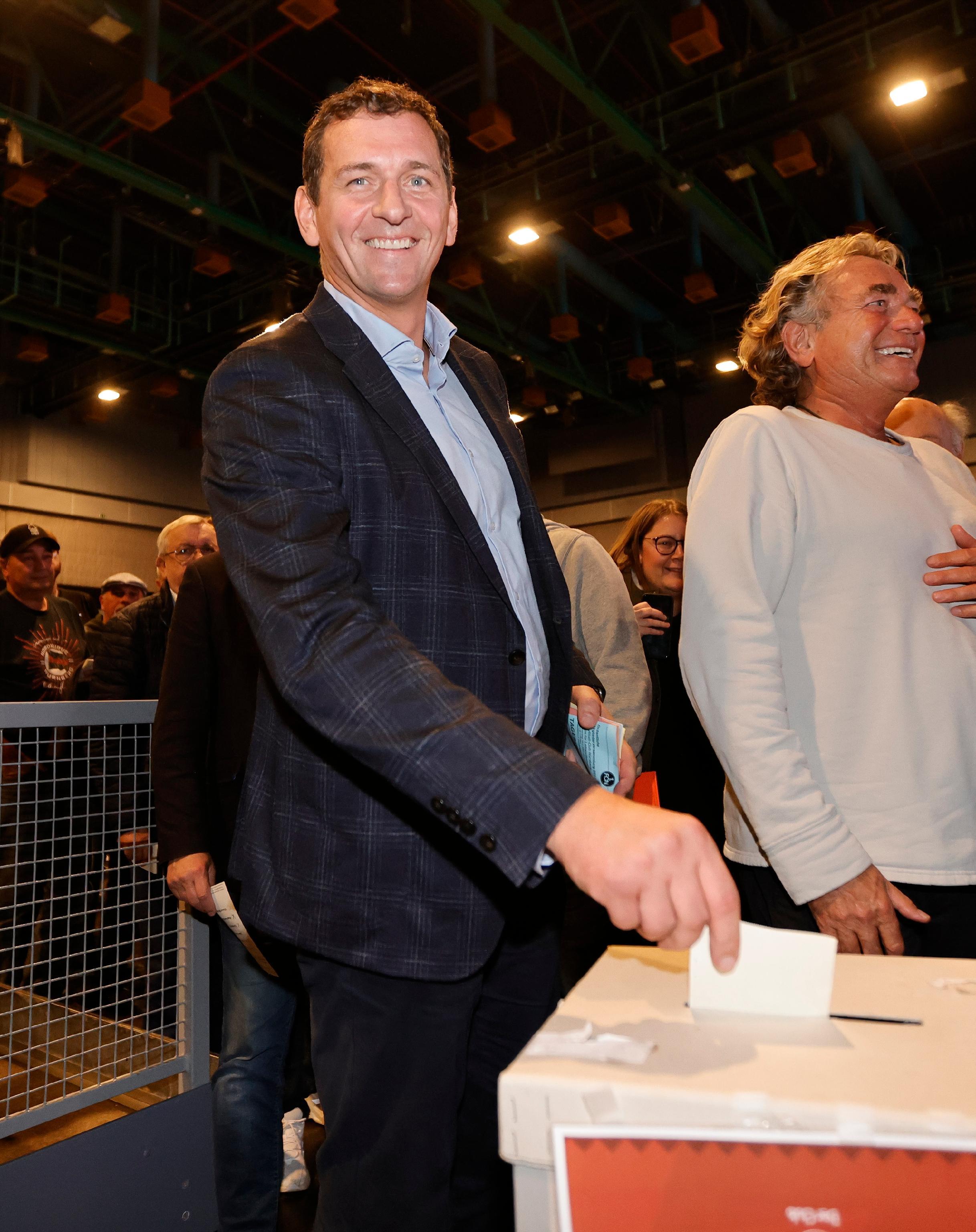 Wen er wohl gewählt hat...?