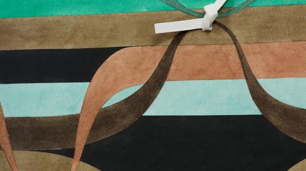 Der Fürther Künstler Andreas Oehlert zählt nicht nur zu den kreativsten Köpfen der Region, er ist auch einer der akribischsten Künstler. Seine jüngste Serie von Zeichnen trägt den Titel "Naht" und ist neben einer begehbaren Bodenarbeit in seiner Ausstellung "Illusionen" in der Oechsner-Galerie zu entdecken. Die Vernissage findet im Rahmen des Galerienfests im Defet-Haus am 1. Adventssonntag statt. Oechsner-Galerie, Gustav-Adolf-Straße 33, Nürnberg; Eröffnung 3. Dezember, 15 Uhr; Ausstellung bis 27. Januar, Mi.-Fr. 13-18 Uhr, Sa. 11-15 Uhr.