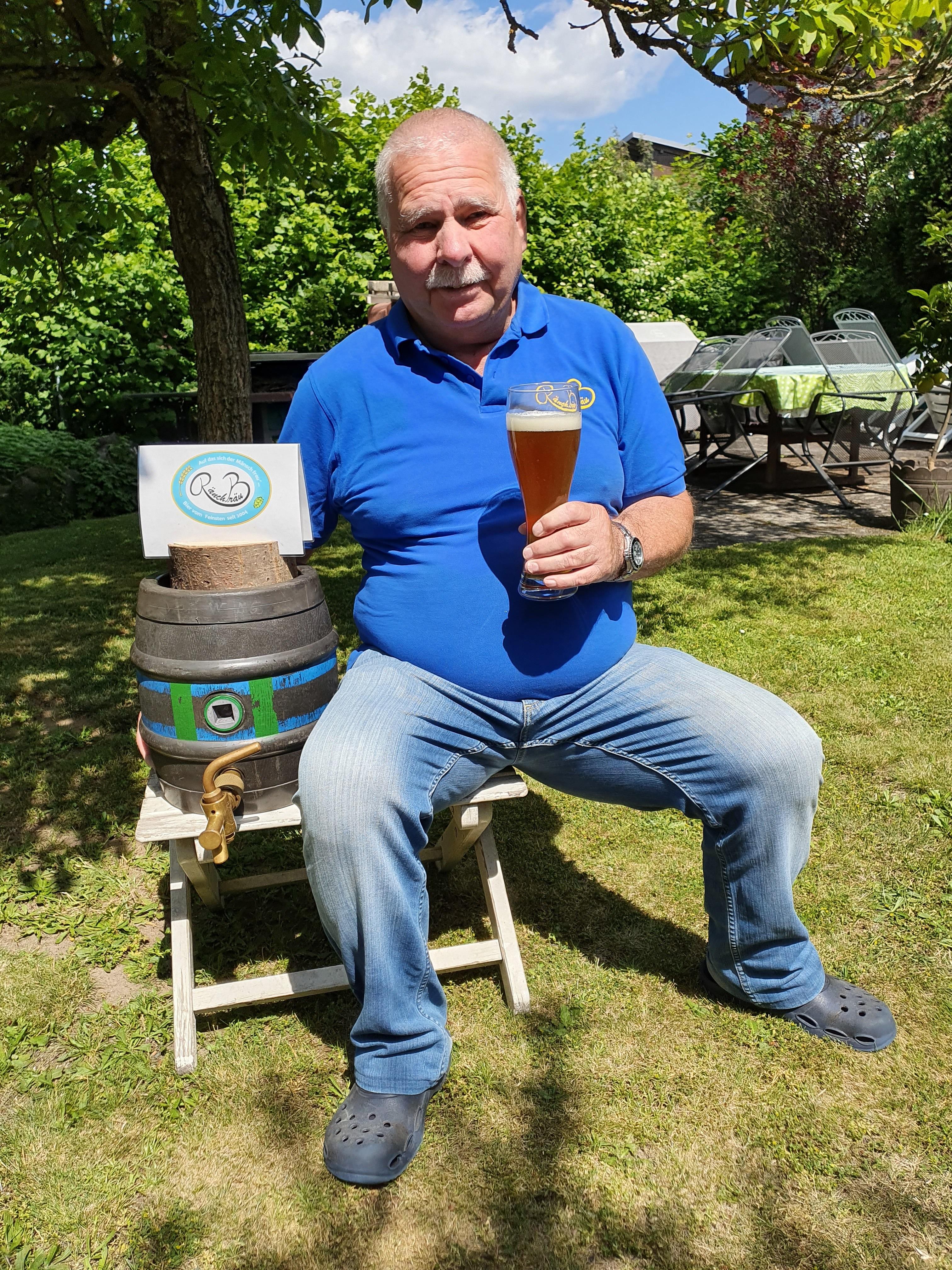 Für seine Biere der Marke "Ränch-Bräu" hat Hobbybrauer Josef Koblischek schon mehrere Preise einheimsen können.  